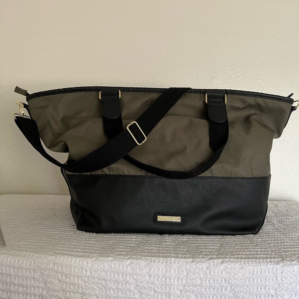 Madden Girl Weekender Over Night Bag-Olive Green